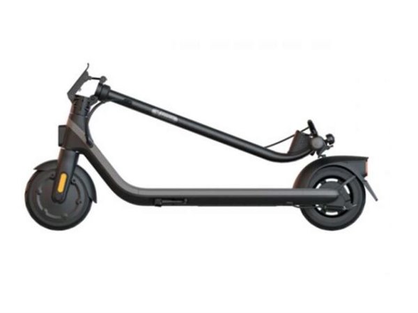 Segway Ninebot KickScooter E2 Elektromos roller 250W