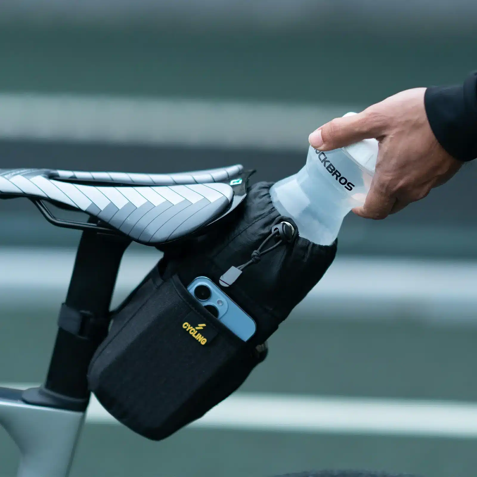 Bikepacking Feedbag 1 L Isoliert   Trinkflaschenha bdfca58977ca