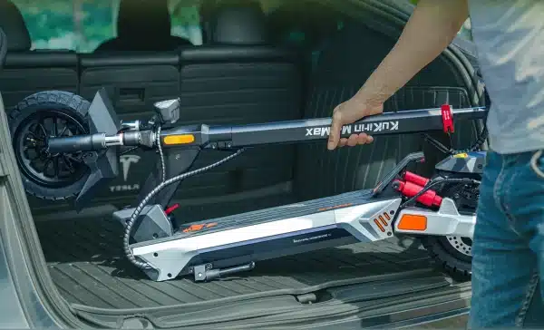 Kukirin M4MAX Elektromos Roller 17