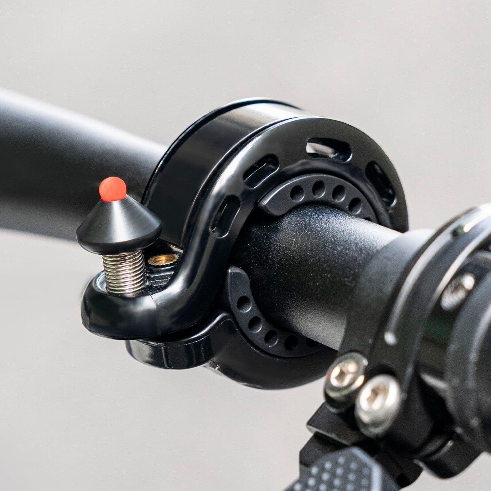 ROCKBROS 100dB Versteckte Fahrradklingel Regenfest 1de2dc5a74b1