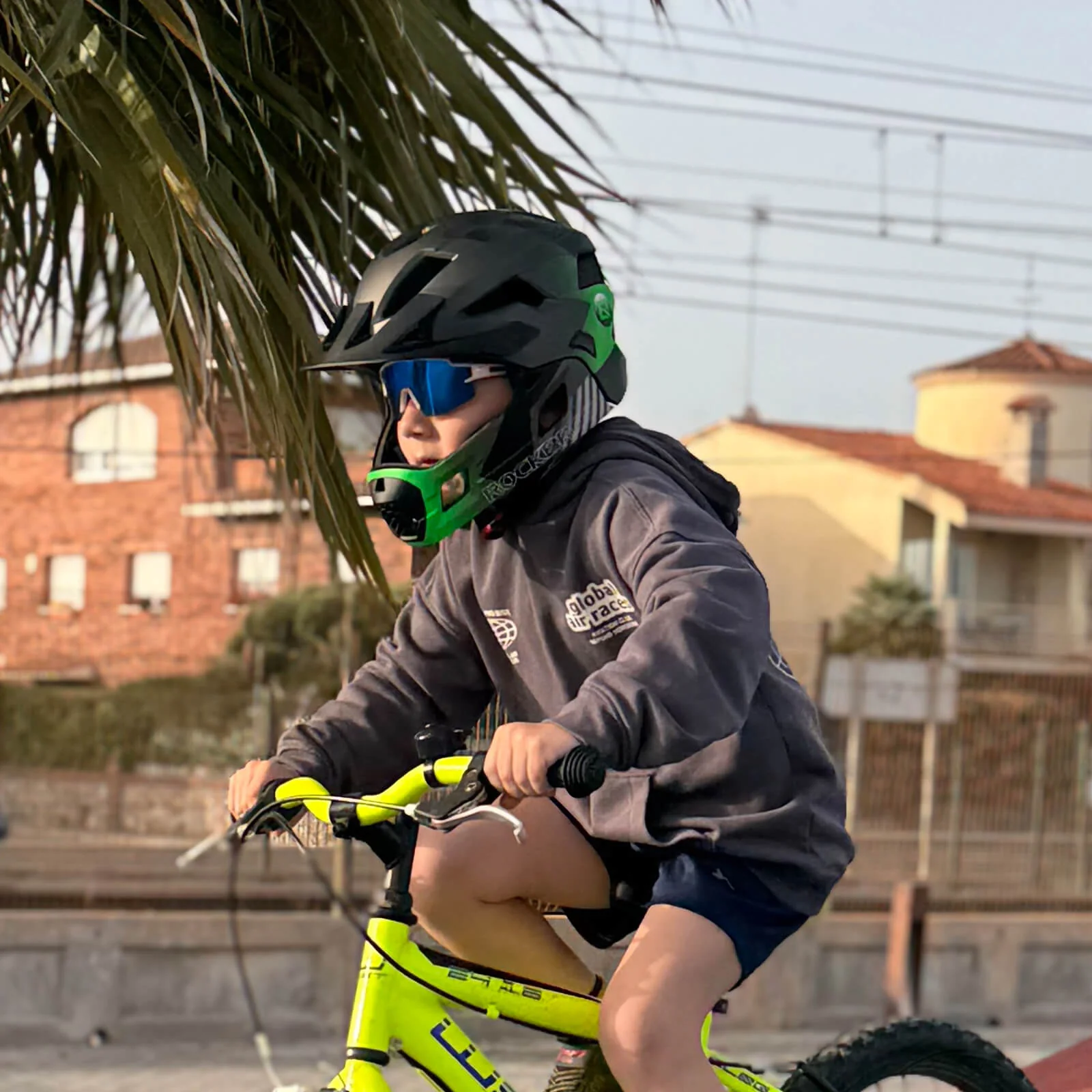 Polarisierte Sport  und Fahrradbrille für Kinder 8dc0a1654fd8